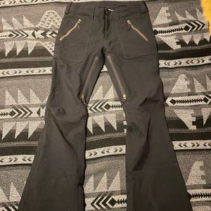 Burton women’s snow pants